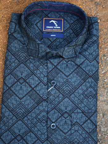 Dark interlocking diamond shapes